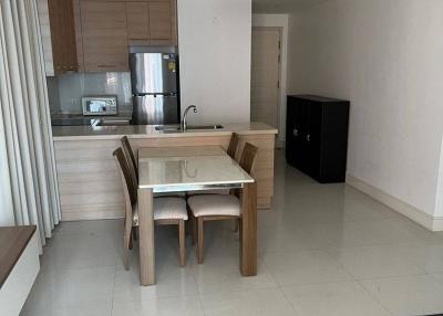 2-BR Condo at Aguston Sukhumvit 22 near MRT Queen Sirikit National Convention Centre