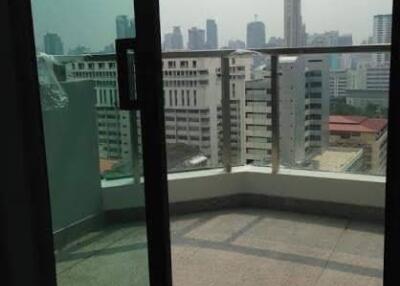 2-BR Condo at Supalai Premier @ Asoke near MRT Phetchaburi (ID 560373)