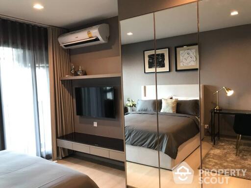 Studio Condo at Life One Wireless near BTS Phloen Chit