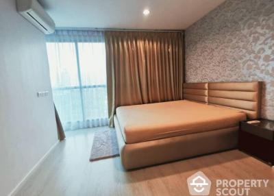 1-BR Condo at Rhythm Sathorn-Narathiwas near BTS Chong Nonsi