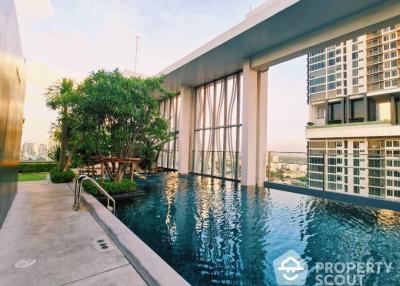 1-BR Condo at Rhythm Sathorn-Narathiwas near BTS Chong Nonsi