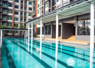 1-BR Condo at Life Asoke near ARL Makkasan