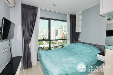 2-BR Condo at Rhythm Rangnam near BTS Victory Monument