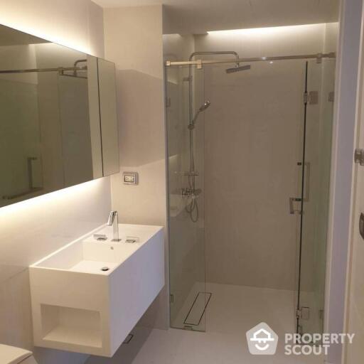 1-BR Condo at Circle Sukhumvit 11 near BTS Nana