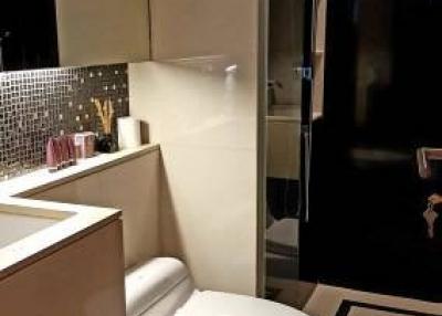 2-BR Condo at The Address Sukhumvit 28 near BTS Phrom Phong (ID 511442)