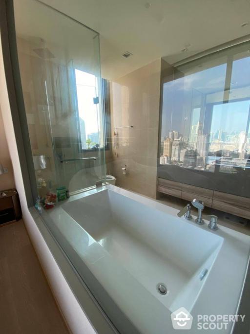 2-BR Condo at The Esse Asoke near MRT Sukhumvit (ID 457004)