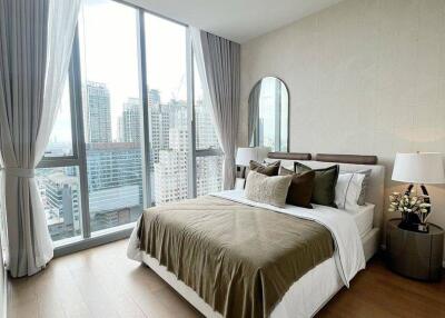 1-BR Condo at Kraam Sukhumvit 26 near BTS Phrom Phong