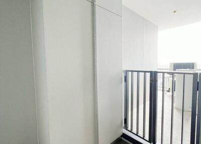 1-BR Condo at Kraam Sukhumvit 26 near BTS Phrom Phong