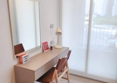 1-BR Condo at Vtara 36 near BTS Thong Lor