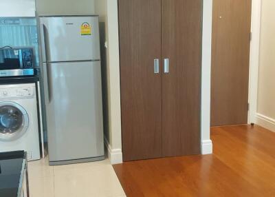 1-BR Condo at Bright Sukhumvit 24 Condominium near MRT Queen Sirikit National Convention Centre