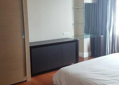 1-BR Condo at Bright Sukhumvit 24 Condominium near MRT Queen Sirikit National Convention Centre