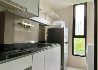 1-BR Condo at Zenith Place Sukhumvit 42 Condominium near BTS Ekkamai