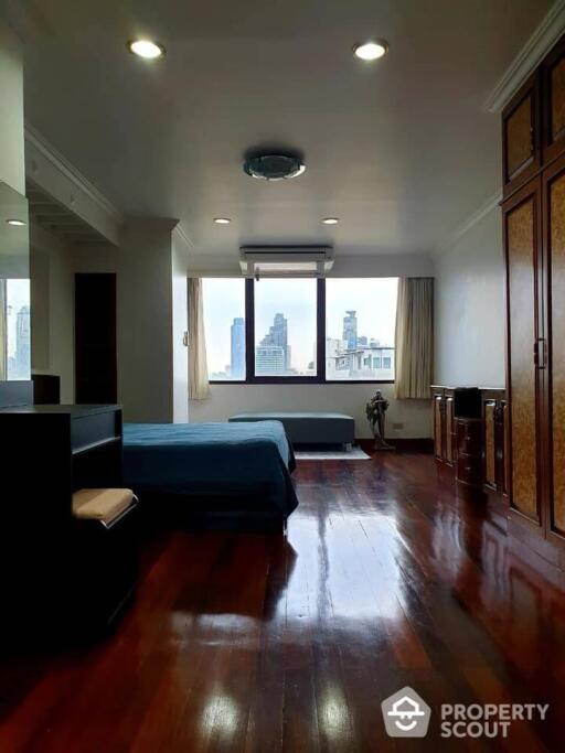 3-BR Condo at Acadamia Grand Tower near BTS Phrom Phong (ID 218138)