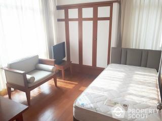 2-BR Condo at Grand Langsuan Condominium near BTS Ratchadamri (ID 511125)