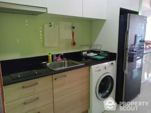 1-BR Condo at Circle Condominium near MRT Phetchaburi