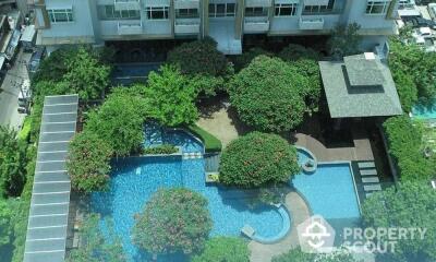 1-BR Condo at Circle Condominium near MRT Phetchaburi