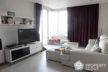 2-BR Condo at Manhattan Chidlom near BTS Chit Lom