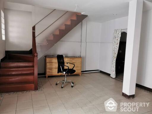 3-BR Townhouse near BTS Phrom Phong (ID 515501)