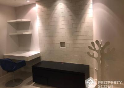 2-BR Condo at The Kris Ratchada 17 near MRT Sutthisan