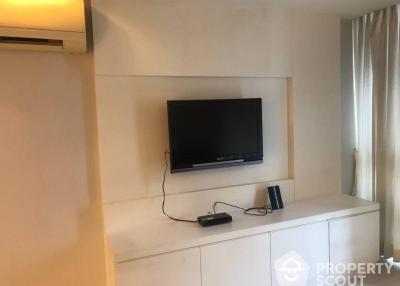 2-BR Condo at The Kris Ratchada 17 near MRT Sutthisan