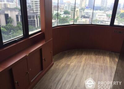 Office Space for Rent in Khlong Toei Nuea