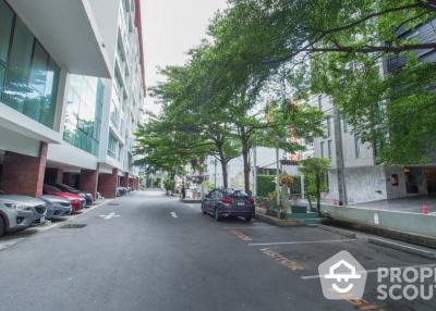 4-BR Condo at The Fine @ River Condominium near BTS Saphan Taksin