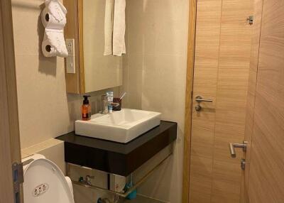 1-BR Condo at Socio Reference 61 near BTS Thong Lor