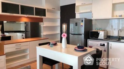 1-BR Condo at Baan Klang Krung Siam-Pathumwan Condominium near BTS Ratchathewi