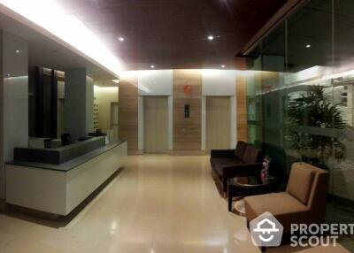 1-BR Condo at 49 Plus near BTS Phrom Phong