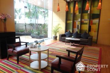 2-BR Condo at Urbana Langsuan Condominium near BTS Ratchadamri