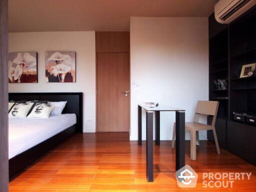 1-BR Condo at Le Cote Sukhumvit 14 near BTS Asok