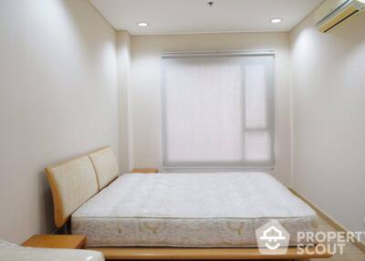 1-BR Condo at Intro Phaholyothin-Pradipat near MRT Kamphaeng Phet