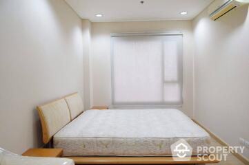 1-BR Condo at Intro Phaholyothin-Pradipat near MRT Kamphaeng Phet