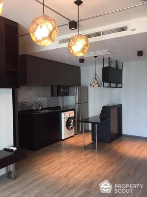 2-BR Condo at Noble Reform Aree near BTS Ari