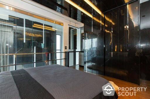 1-BR Duplex at Hq Thonglor near BTS Thong Lor