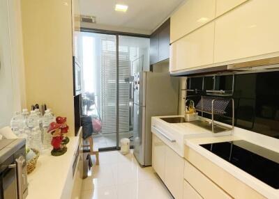 2-BR Condo at The Room Sukhumvit 62 near BTS Punnawithi