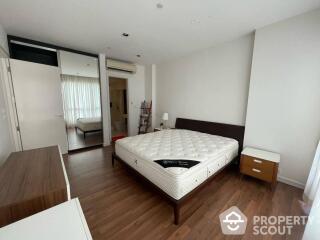 2-BR Condo at The Room Sukhumvit 62 near BTS Punnawithi