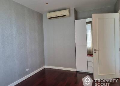 2-BR Condo at Manhattan Chidlom near BTS Chit Lom