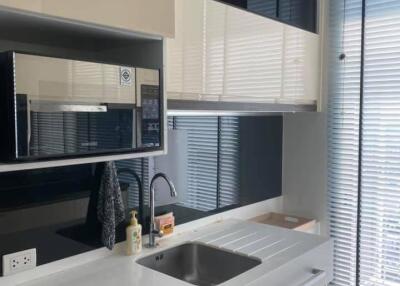 1-BR Condo at The Room Sukhumvit 62 near BTS Punnawithi