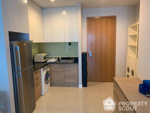 1-BR Condo at Circle Condominium near MRT Phetchaburi