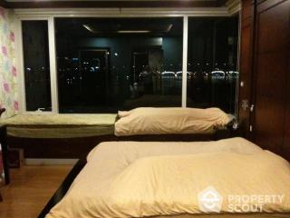 3-BR Condo at Watermark Chaophraya near BTS Krung Thon Buri