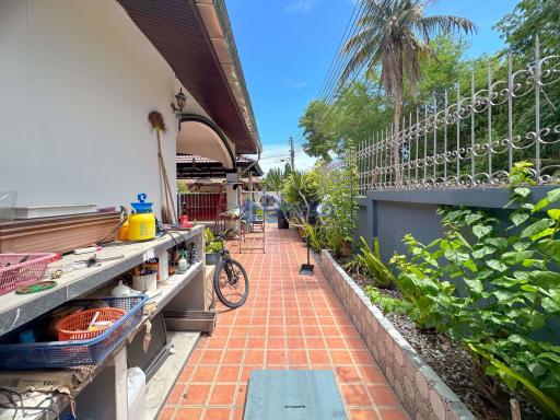 3 Bedrooms House in The Regent Estate Village 2 East Pattaya H010858