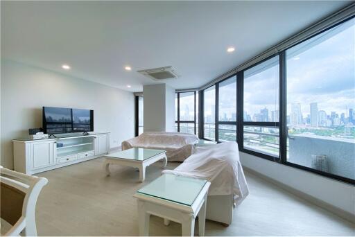 For Rent Newly Renovated 3-Bedrooms Condo with Unobstructed Views at Baaan Yenakart - 920071001-11537