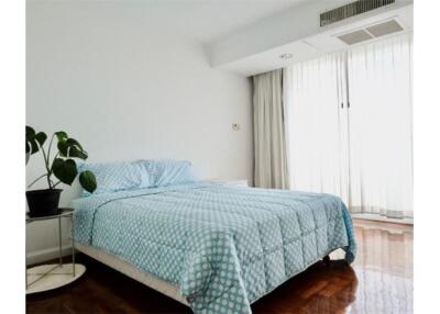 Pet friendly nice decorated 3 bedrooms with balcony in Sathorn - 920071001-11526