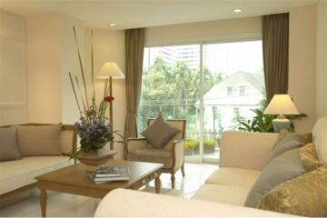 For Rent Pet Friendly Spacious Low Rise Apartment: 3 Bedrooms, Silom-Sathorn