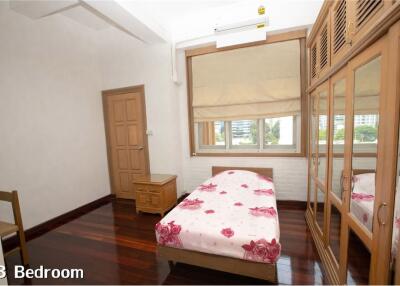 For rent spacious 3 bedrooms in Lamgsuan pet friendly - 920071001-11520