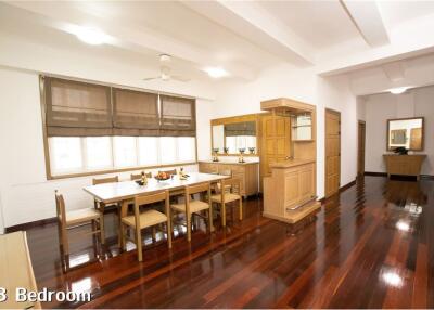 For rent spacious 3 bedrooms in Lamgsuan pet friendly