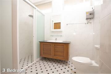 For rent spacious 3 bedrooms in Lamgsuan pet friendly - 920071001-11520