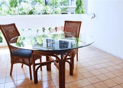 Pet-Friendly Haven in Sukhumvit 30  Spacious 4 Bedrooms with Big Balcony and Private Garden