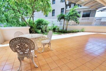 Pet-Friendly Haven in Sukhumvit 30  Spacious 4 Bedrooms with Big Balcony and Private Garden